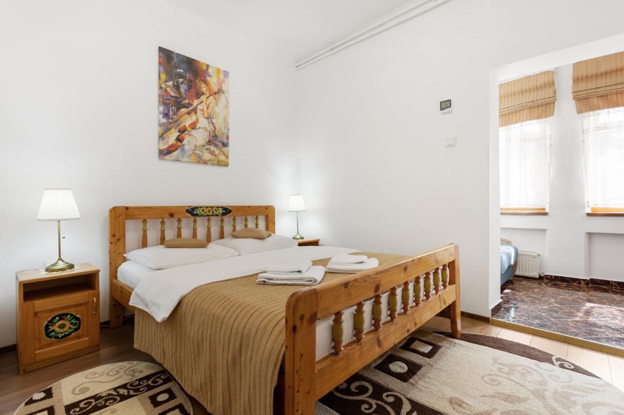 Casa Rasnoveana Ngoại thất bức ảnh