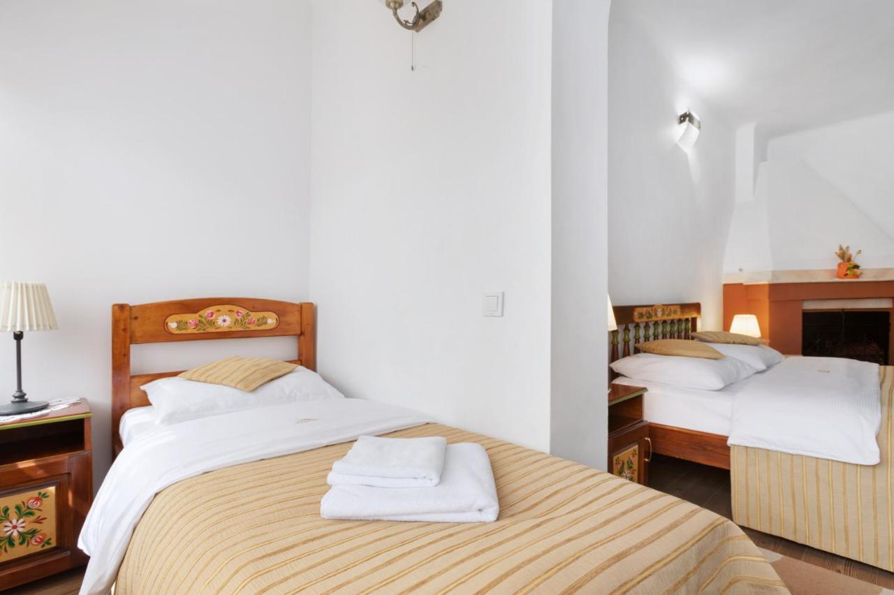 Casa Rasnoveana Ngoại thất bức ảnh