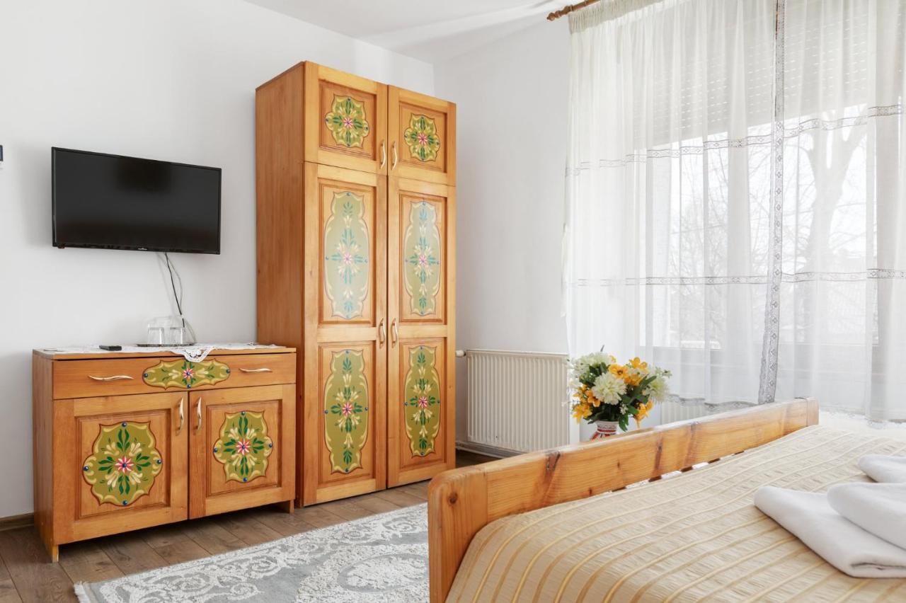 Casa Rasnoveana Ngoại thất bức ảnh