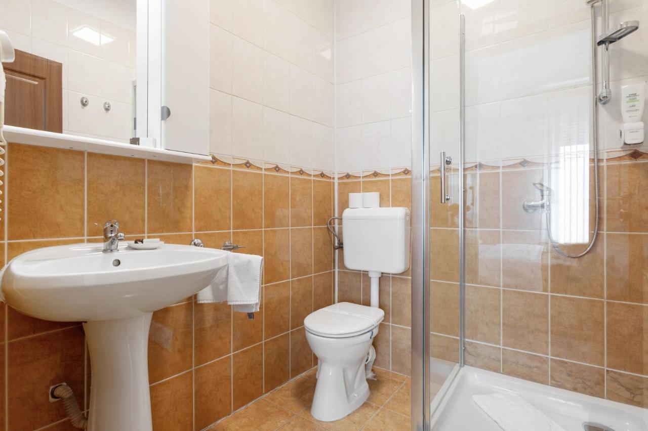 Casa Rasnoveana Ngoại thất bức ảnh